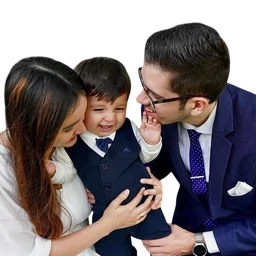 David con su esposa y su hijo